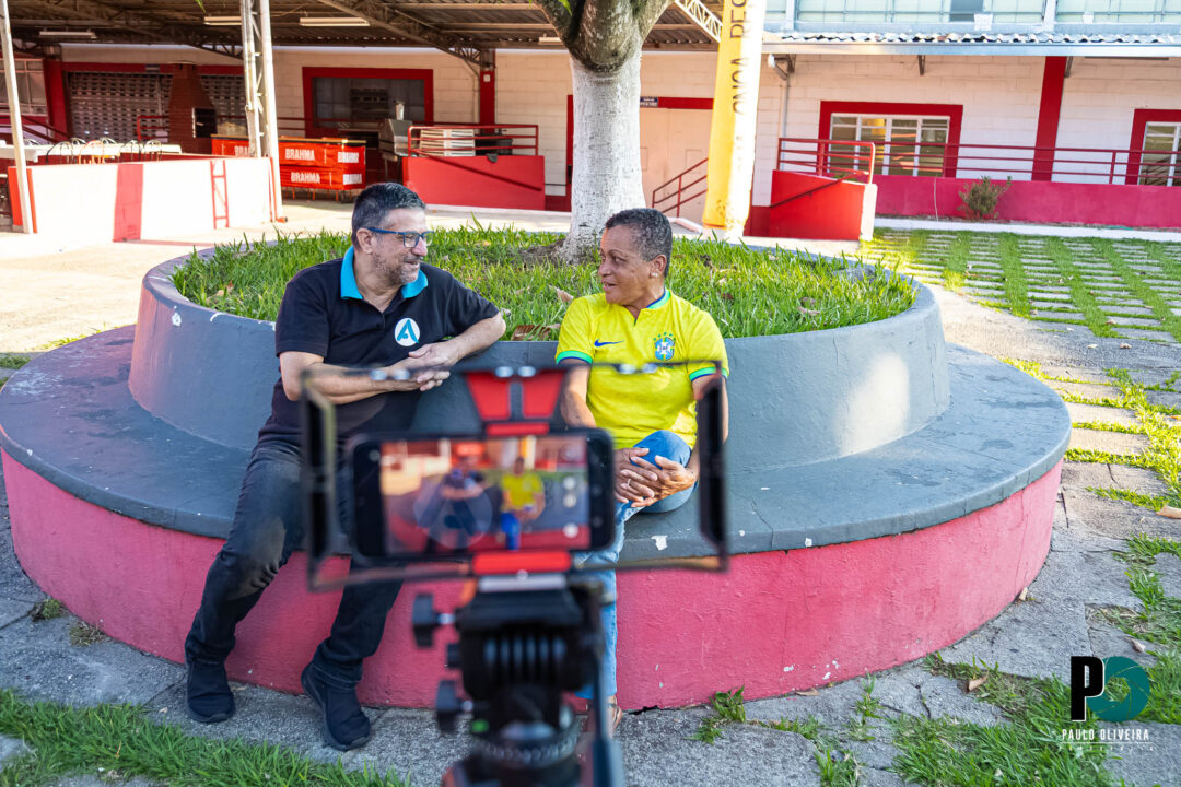 Entrevista com Dona Luiza avó de Julia Faria