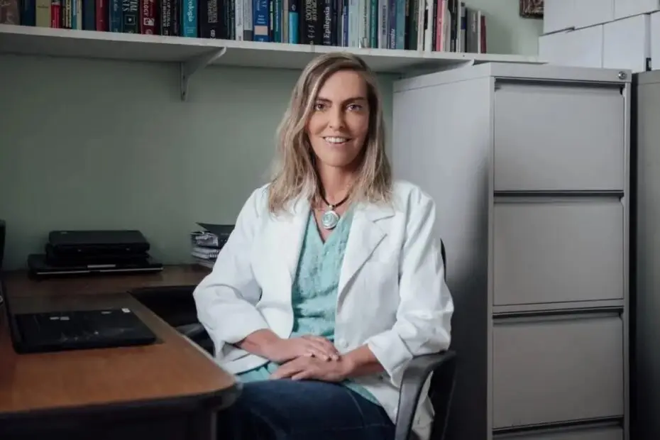 MUNDO VOLTA OS OLHOS E SE RENDE À CIENTISTA DRA. TATIANA SAMPAIO