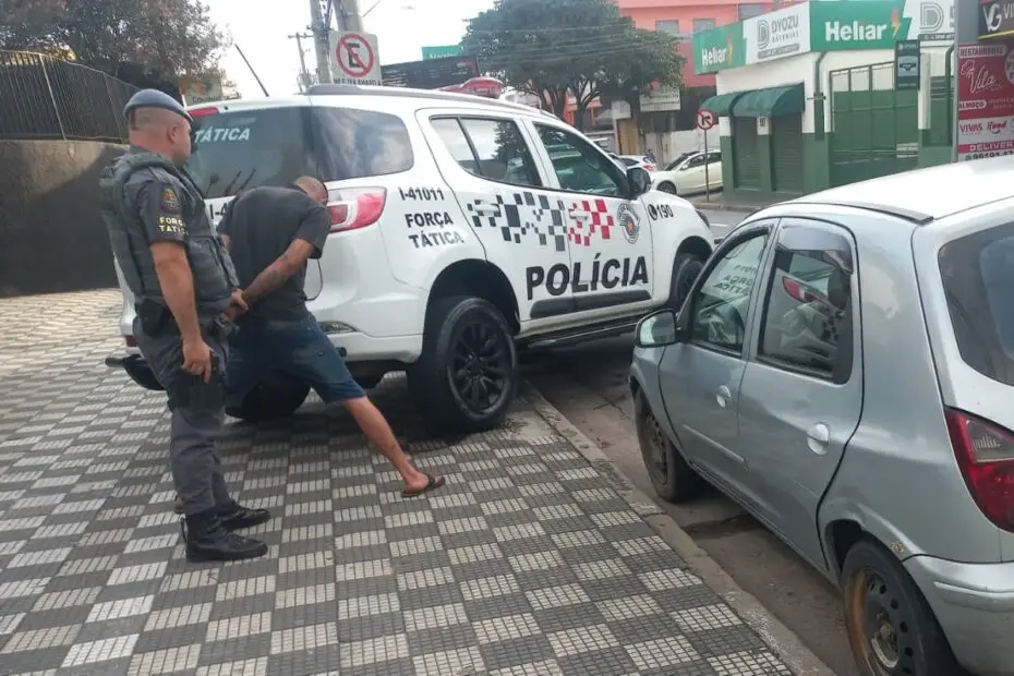 Polícia Militar prende homem com carro furtado e adulterado em Jacareí