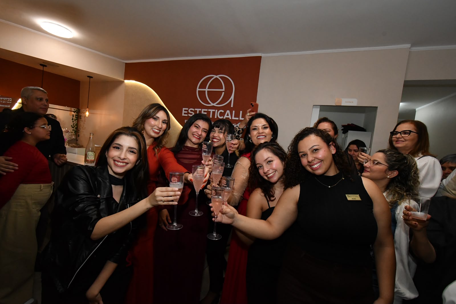 EsteticAll inaugura nova sede em São José dos Campos